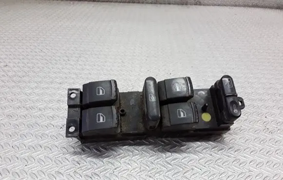 Volkswagen PASSAT B5.5 Electric window control switch 1J4959857D