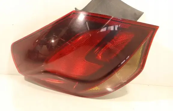 Opel Astra J Rear/tail lights E245027