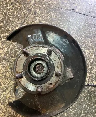 Opel Insignia A Front wheel hub