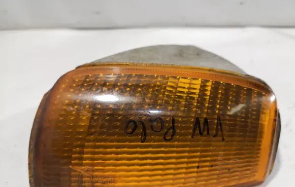 Volkswagen Polo III 6N 6N2 6NF Front indicator light 867953050