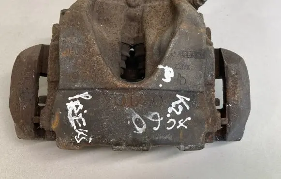 Volvo XC60 Front brake caliper