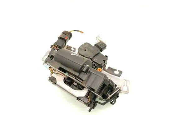 Dodge Grand Caravan Sliding door lock I120085