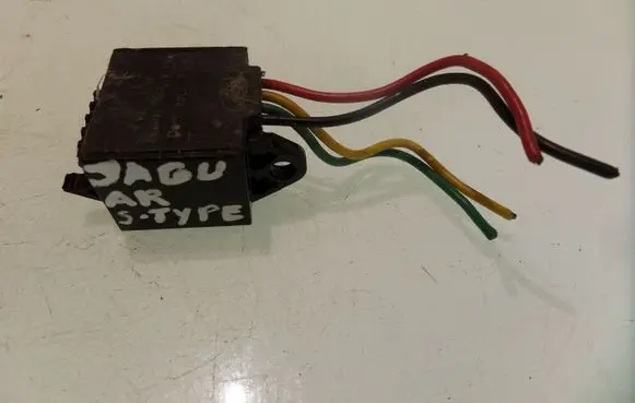 Jaguar S-Type Steering angle sensor 2R8A3F818AD