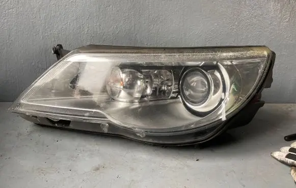 Volkswagen Tiguan Headlight/headlamp 5N1941031T 1ZS00954901 00954901000451