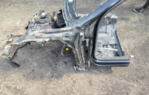 Front quarter panel