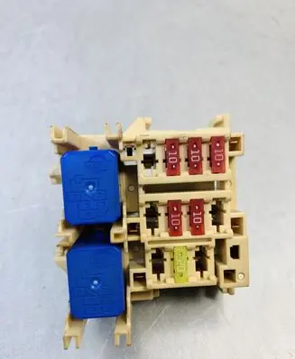 Nissan Qashqai Fuse module
