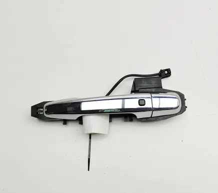 Mitsubishi L200 Front door exterior handle 5716A599