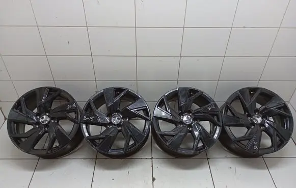 Opel Astra L R17 alloy rim 9843281580 5X108R17 5X108