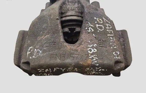 Opel Zafira B Front brake caliper