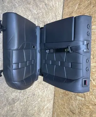 DS Automobiles 7 Crossback Rear seat 