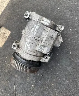 Chrysler Voyager Air conditioning (A/C) compressor (pump) 