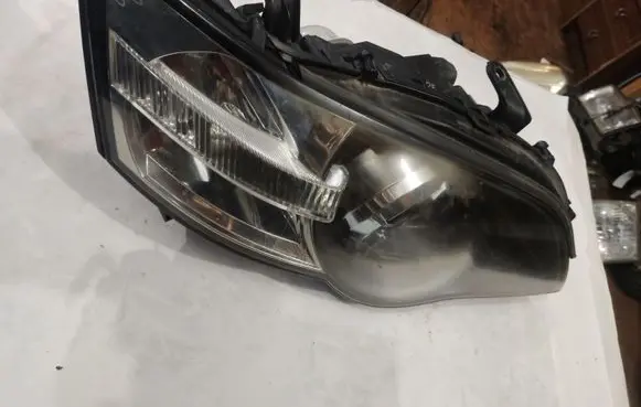 Subaru Legacy Headlight/headlamp