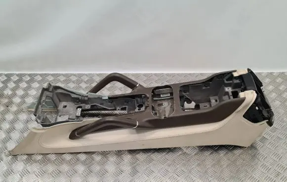 Porsche Cayenne (92A) Center console 45800001