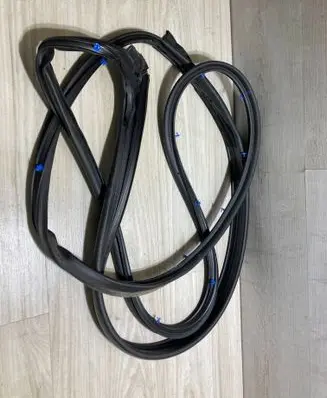 Nissan Juke II F16 Rubber seal front door (on door) 808306PA0C