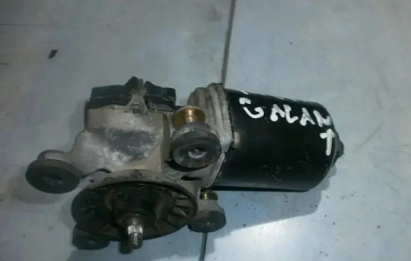 Mitsubishi Galant Wiper motor