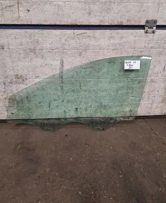 Seat Ibiza V (KJ) Front door window glass four-door L6L0003