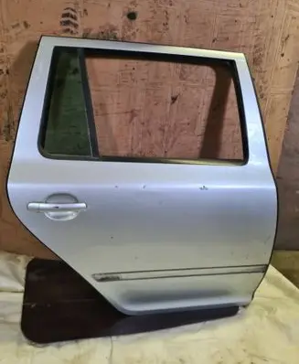 Skoda Octavia Mk2 (1Z) Rear door