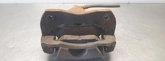 Toyota Prius+ (ZVW40) Front brake caliper