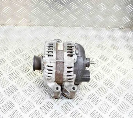 Maserati Quattroporte Generator/alternator 1042106370 28353124485