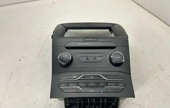 Ford Edge II Climate control unit FT4T18E245BG
