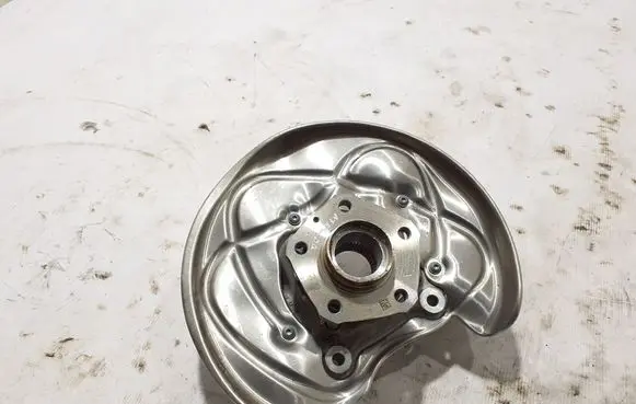Audi A7 S7 4K8 Rear wheel hub 80A505460B