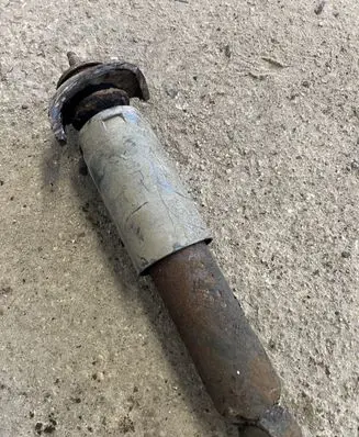 Opel Frontera A Front shock absorber/damper