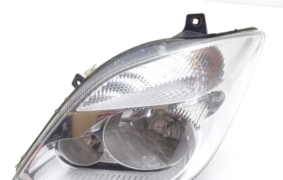 Mercedes-Benz Sprinter W906 Headlight/headlamp A9068200361