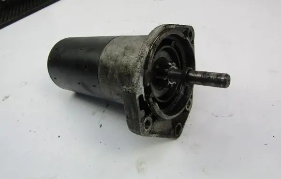 Volkswagen Lupo Starter motor 