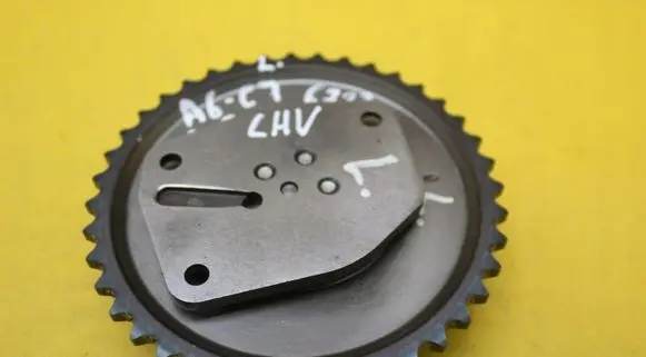 Audi A6 C7 Camshaft pulley/ VANOS 