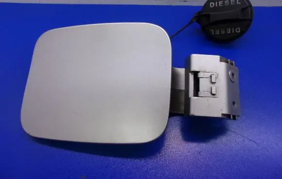 KIA Carens I Fuel tank cap