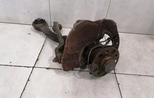 Mercedes-Benz E W212 Front wheel bearing hub A2123300120