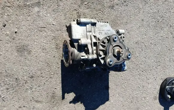 Audi TT TTS Mk2 Gearbox transfer box case 409053