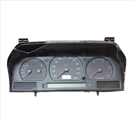 Speedometer (instrument cluster)
