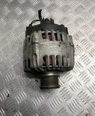 Volkswagen PASSAT B6 Generator/alternator 03L903023E
