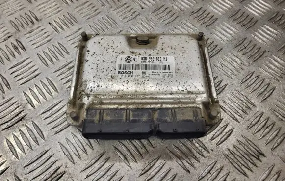 Skoda Octavia Mk1 (1U) Engine control unit/module 038906019HJ