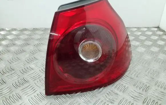Volkswagen Golf V Rear/tail lights 1K6945096E