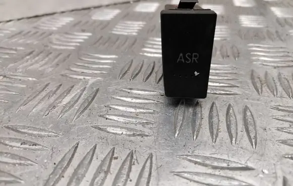 Traction control (ASR) switch