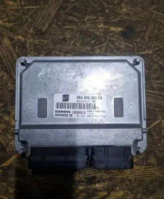Seat Altea Engine control unit/module 06A906033DA 5WP4023303