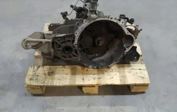 Mitsubishi Lancer VIII Manual 5 speed gearbox F5M43