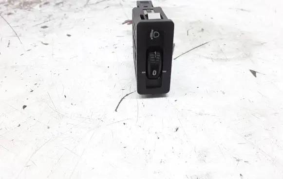 BMW 5 E34 Headlight level height control switch 61318351268