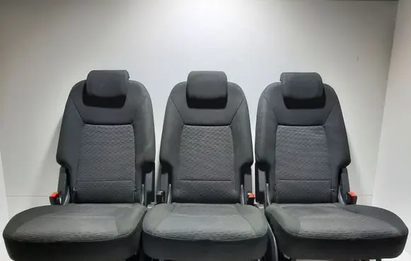 Ford Galaxy Second row seats 