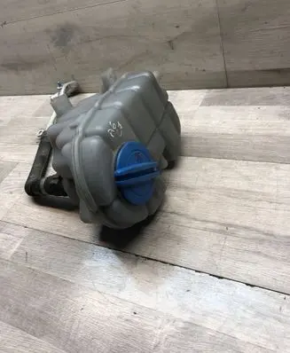 Audi A7 S7 4G Engine coolant pipe/hose 4G0121071N B05032013