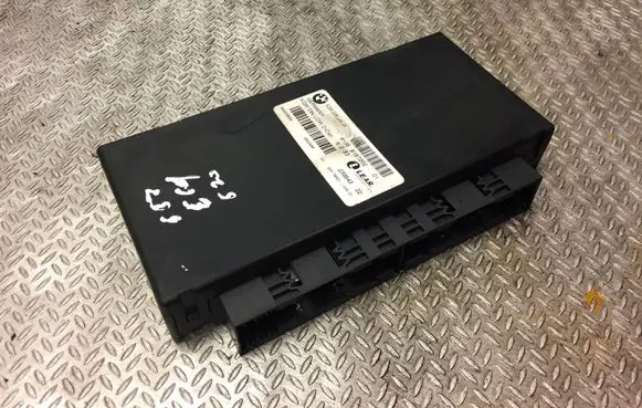 BMW 5 E60 E61 Gateway control module 9167202