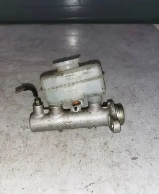 Subaru Forester SG Master brake cylinder