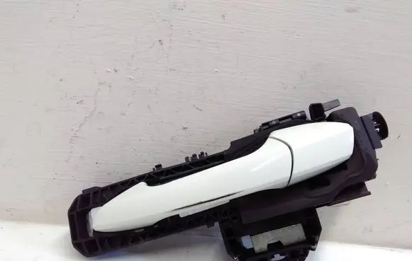 Mercedes-Benz GLA W156 Front door exterior handle A2047601900 01150183002