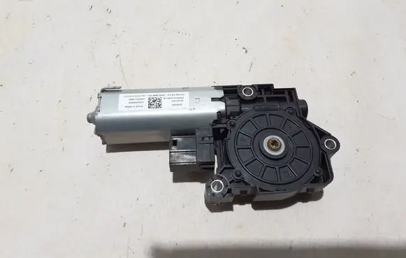 BMW i5 G60 Sunroof motor/actuator 9929003933