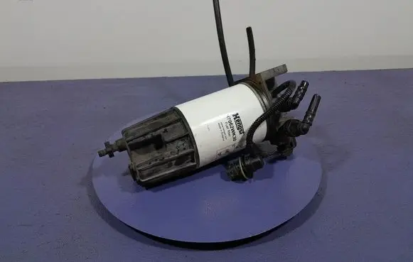Renault Megane III Fuel filter housing 