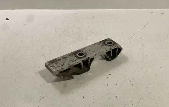 Audi Q7 4L Sway bar bush bracket, front 00102337701 7L0411063B