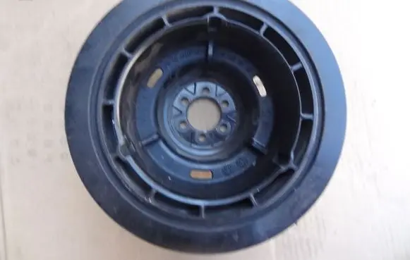 Citroen C3 Picasso Crankshaft pulley 9808058180