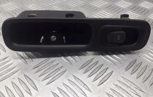 Volvo S80 Quarter vent window switch 9476695